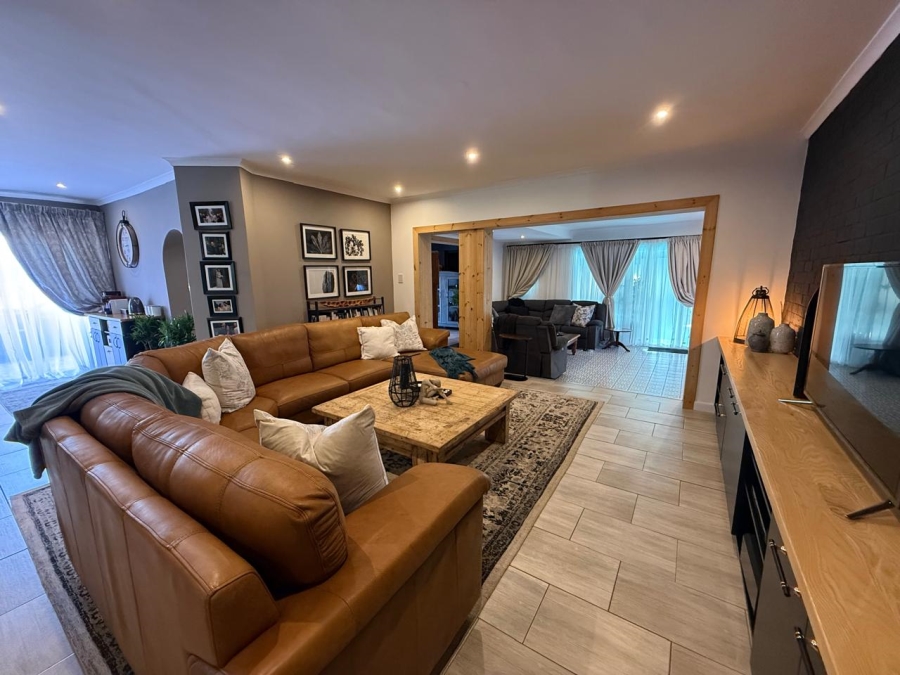 4 Bedroom Property for Sale in Sherwood Eastern Cape